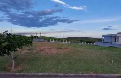 Imagem 8: Excelente terreno à venda em condomínio de luxo, 200 m² por R$ 150.000