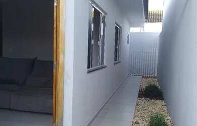 Imagem: A casa em condomínio possui 2 Dormitórios, 2 Banheiros, 2