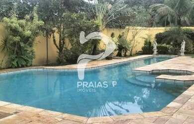 Imagem: A casa em condomínio para alugar possui 5 Dormitórios, 5 Banheiros