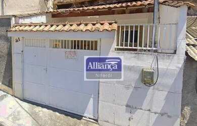 Imagem: A casa possui 1 Dormitório, 1 Banheiro, 1 Vaga na garagem e