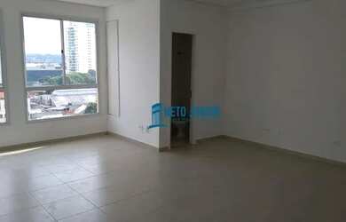 Imagem: O depósito possui 1 Vaga na garagem e 42m² de Área e está