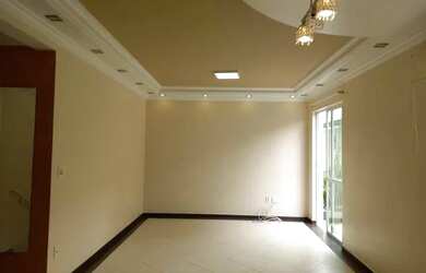 Imagem: A casa possui 3 Dormitórios, 4 Banheiros, 2 Vagas na garagem