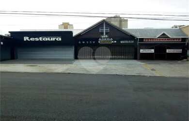 Imagem: O depósito possui 5 Vagas na garagem, 1.200m² de Área e