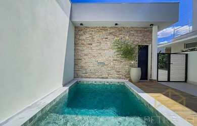 Imagem: A casa em condomínio possui 3 Dormitórios, 4 Banheiros, 4