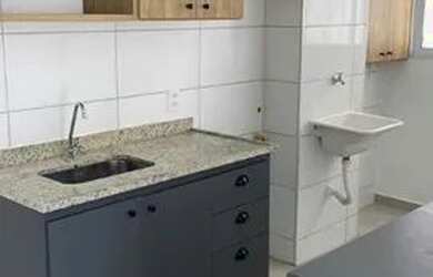 Imagem: O apartamento possui 2 Dormitórios, 1 Banheiro, 1 Vaga na garagem