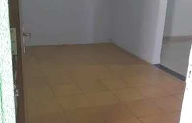 Imagem: A casa possui 2 Dormitórios, 1 Banheiro, 90m² de Área e