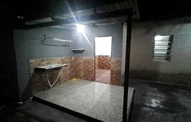 Imagem: O apartamento possui 1 Dormitório e 1 Banheiro e está localizado