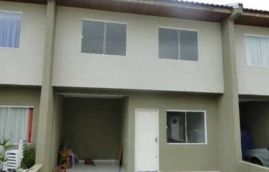 Imagem: A casa em condomínio possui 3 Dormitórios, 2 Banheiros, 1