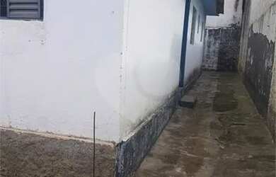 Imagem: O terreno possui 500m² de Área e está localizado em Centro