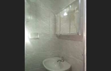 Imagem: A casa possui 1 Dormitório, 1 Banheiro e está localizado