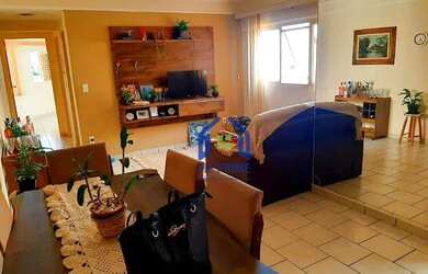 Imagem: O apartamento possui 2 Dormitórios, 1 Banheiro, 2 Vagas na