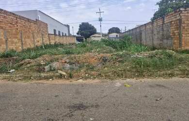 Imagem: O terreno possui 376m² de Área e está localizado em Parque