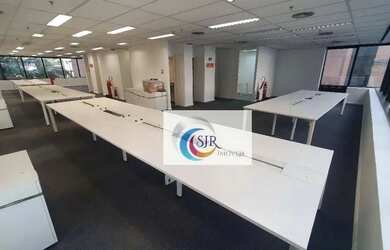 Imagem: O depósito possui 5 Vagas na garagem, 367m² de Área, Imóvel