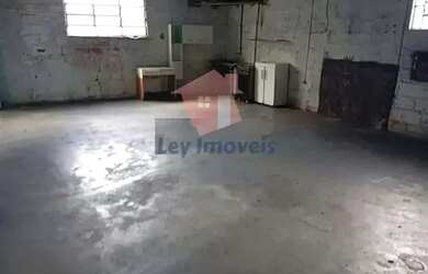 Imagem: O depósito possui 200m² de Área e está localizado em Vila