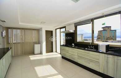 Imagem 11: Cobertura Exclusiva para Locação no Centro de Florianópolis