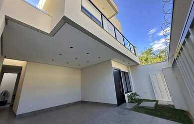 Imagem: Casa à venda em Ibituruna com 170m², 3 Quarto(s), 1 Suíte(s)