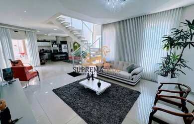 Imagem: A casa em condomínio possui 3 Dormitórios, 5 Banheiros, 4