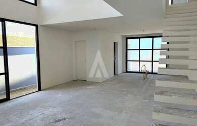 Imagem 4: Sobrado Geminado com 3 suíte(s) à venda no bairro Iririú em Joinville, por R$ 990.000.00