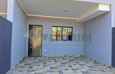 Imagem: A casa possui 2 Dormitórios, 3 Banheiros, 3 Vagas na garagem