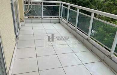 Imagem: O apartamento na cobertura possui 3 Dormitórios, 2 Banheiros