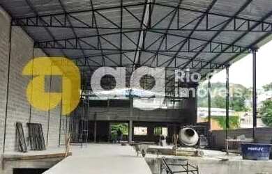 Imagem: O depósito possui 5 Vagas na garagem, 1.500m² de Área e