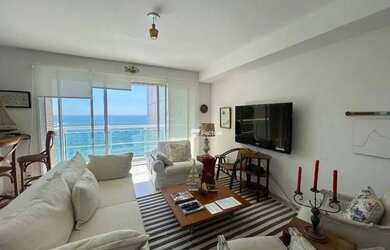 Imagem: O apartamento possui 2 Dormitórios, 3 Banheiros, 2 Vagas na