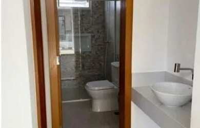 Imagem 5: Vendo casa no Condomínio Ipê II com 225,90m² e 3 suítes