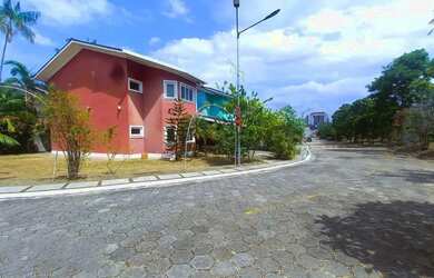 Imagem 2: Casa Triplex Mobiliada Climatizada no Condomínio Portugal Flores 370m² 4 Quartos 3 suítes