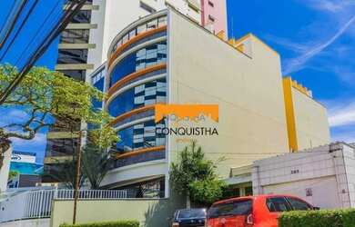 Imagem: O depósito possui 5 Vagas na garagem, 1.511m² de Área e