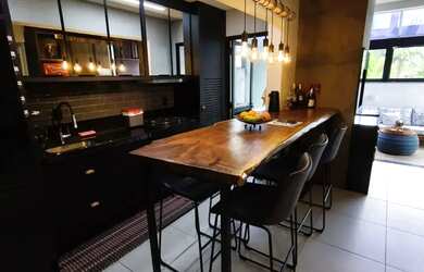 Imagem: O apartamento possui 2 Dormitórios, 2 Banheiros, 1 Vaga na