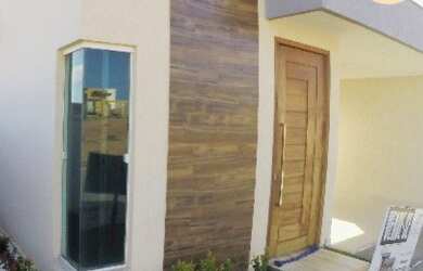 Imagem: A casa possui 1 Dormitório e está localizado em Centro, Parnamirim