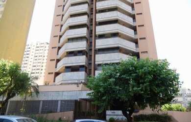 Imagem: O apartamento possui 4 Dormitórios, 2 Banheiros, 2 Vagas na