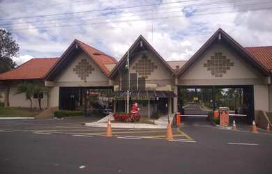 Imagem: O terreno possui 380m² de Área e está localizado em São