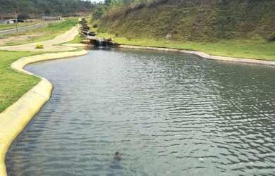 Imagem: O terreno possui 250m² de Área e Imóvel novo e está localizado