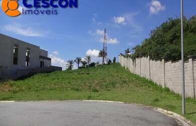 Imagem: O terreno possui 479m² de Área e está localizado em Quintas