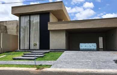 Imagem: A casa em condomínio possui 3 Dormitórios, 5 Banheiros, 4