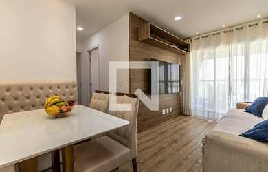 Imagem: O apartamento possui 2 Dormitórios, 2 Banheiros, 2 Vagas na