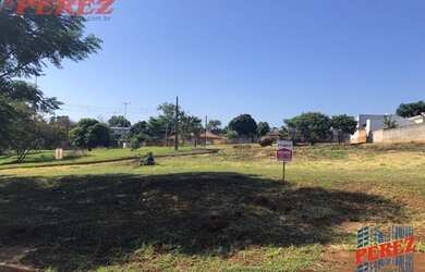 Imagem: O terreno possui 253m² de Área e está localizado em Heimtal