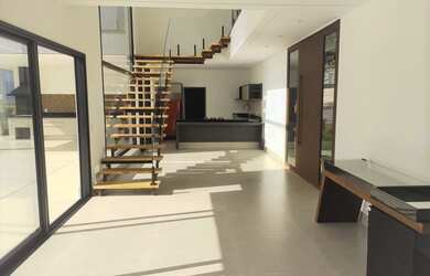 Imagem 4: Vendo Lindo Sobrado Condomínio Portal de Bragança, 4 Suítes. Bragança...