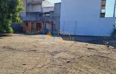 Imagem: O terreno possui 242m² de Área e está localizado em Jardim