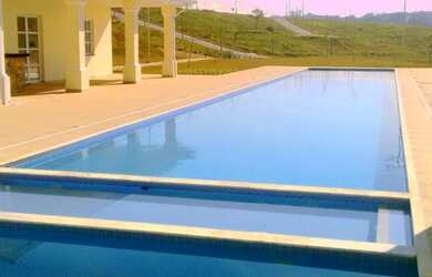 Imagem: O terreno possui 725m² de Área e está localizado em Caucaia