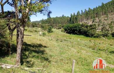 Imagem: O terreno possui 48.400m² de Área e está localizado em Natividade