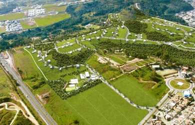 Imagem: O terreno à venda possui e está localizado em Loteamento