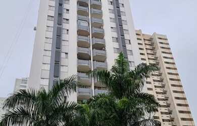 Imagem: O apartamento possui 3 Dormitórios, 1 Banheiro, 1 Vaga na garagem