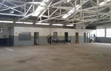 Imagem: O depósito possui 800m² de Área e está localizado em Vila