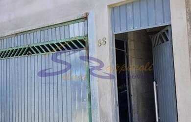 Imagem: A casa possui 4 Dormitórios, 4 Banheiros, 1 Vaga na garagem