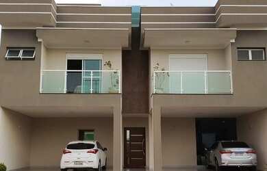 Imagem: A casa em condomínio possui 4 Dormitórios, 5 Banheiros, 4