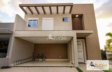 Imagem: A casa em condomínio possui 4 Dormitórios, 5 Banheiros, 4