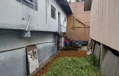 Imagem 7: Lote/Terreno para venda possui 360 metros quadrados em Guaíra - Curitiba...