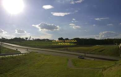 Imagem: O terreno possui 115.119m² de Área e está localizado em